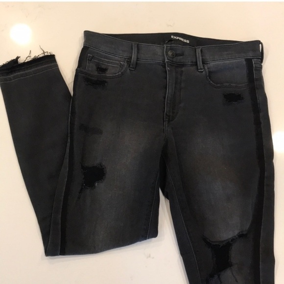 EXPRESS Black Mid Rise Stretch Ankle Jeans - Picture 6 of 8